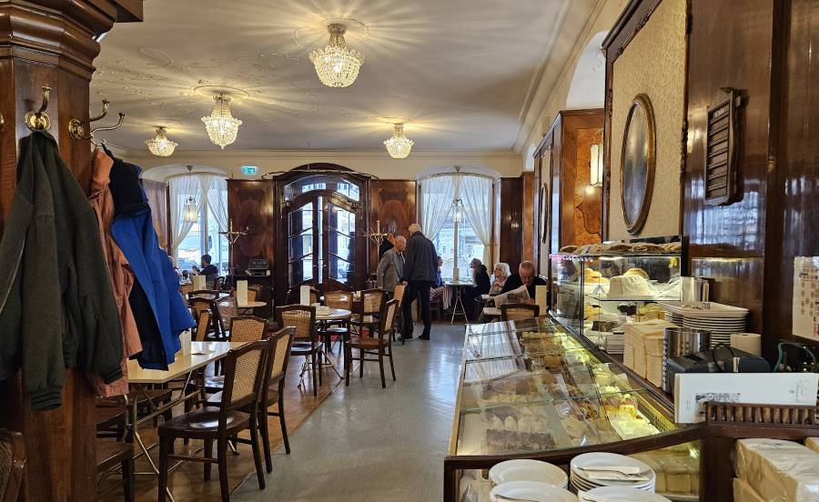 Salzburg_Cafe_Tomaselli_6