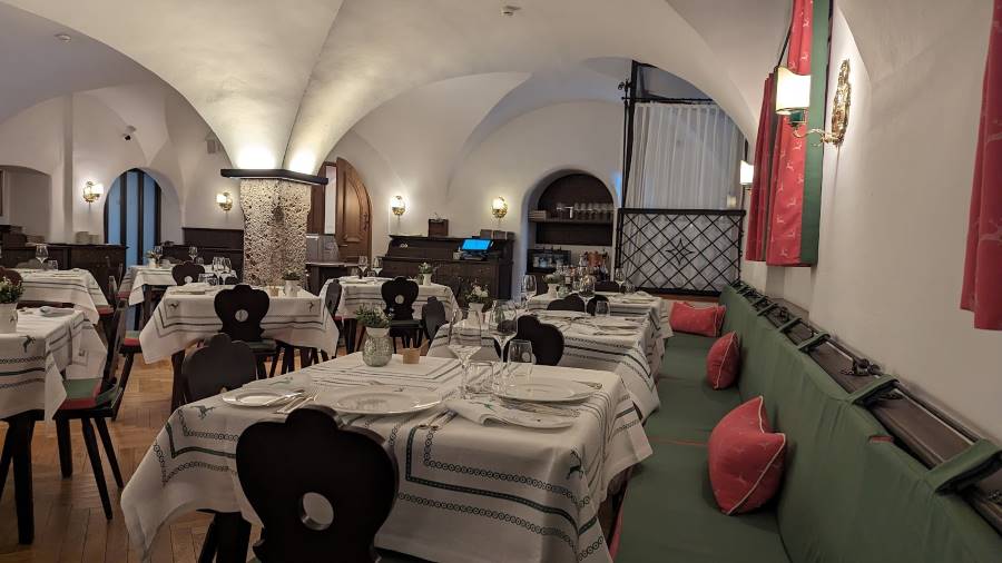 Salzburg_Restaurant_Goldener_Hirsch_3
