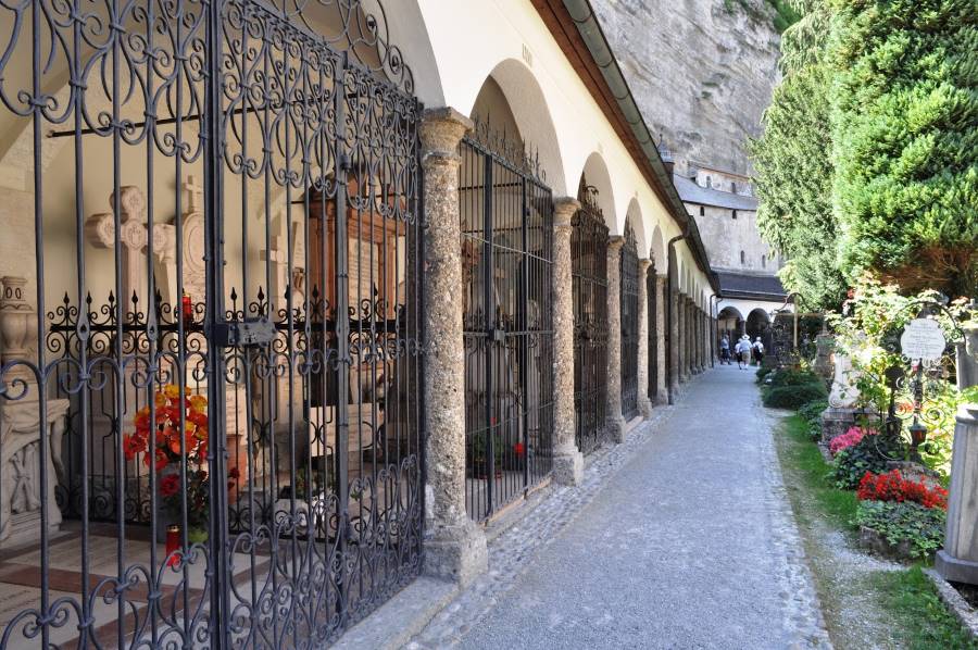 Salzburg_St_Peters_Abbey_5