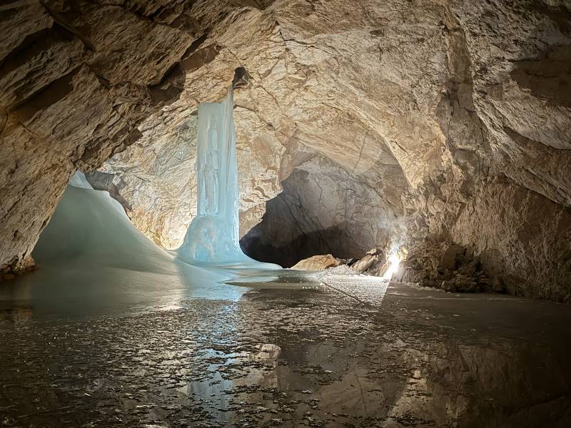 Salzburg_Werfen_Ice_Caves_and_Golling_Waterfalls_2
