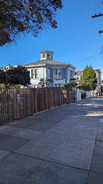 San_Francisco_McElroy_Octagon_House_5