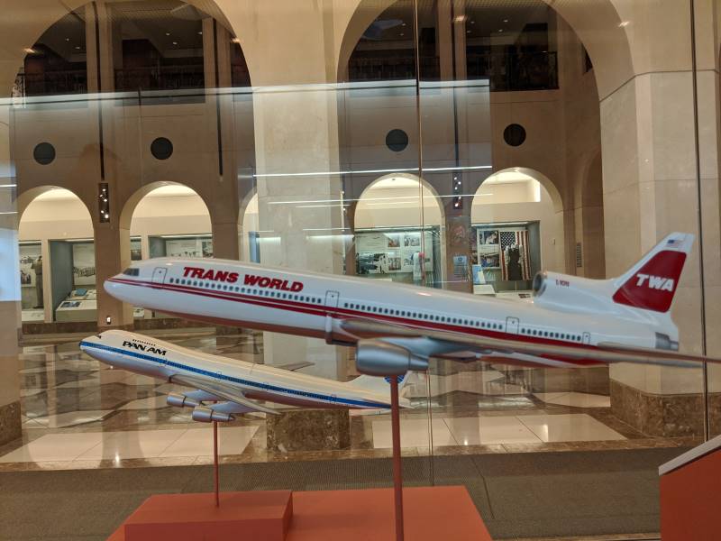 San_Francisco_SFO_Museum_Louis_A_Turpen_Aviation_Museum_and_Library_1