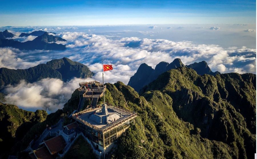 Sapa_Cable_Car_Fansipan_1
