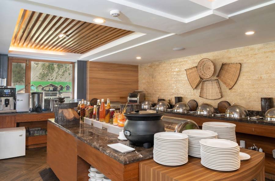 Sonmarg_Country_Inn_&_Suites_by_Radisson_Sonmarg_5