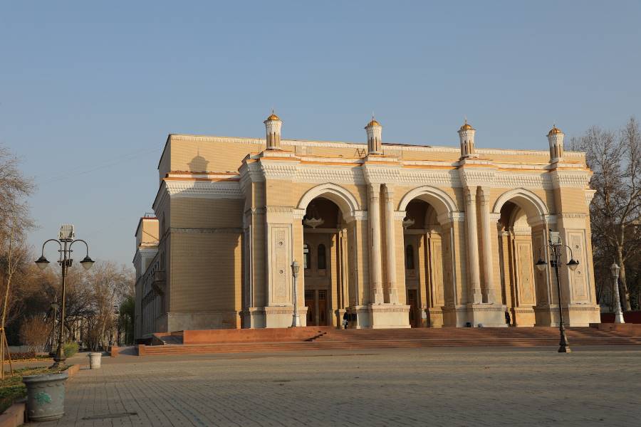Tashkent_Alisher_Navoiy_Theatre_6