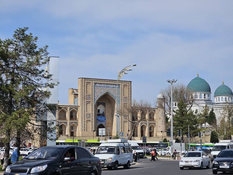 Tashkent_Kukeldash_Madrasah_3