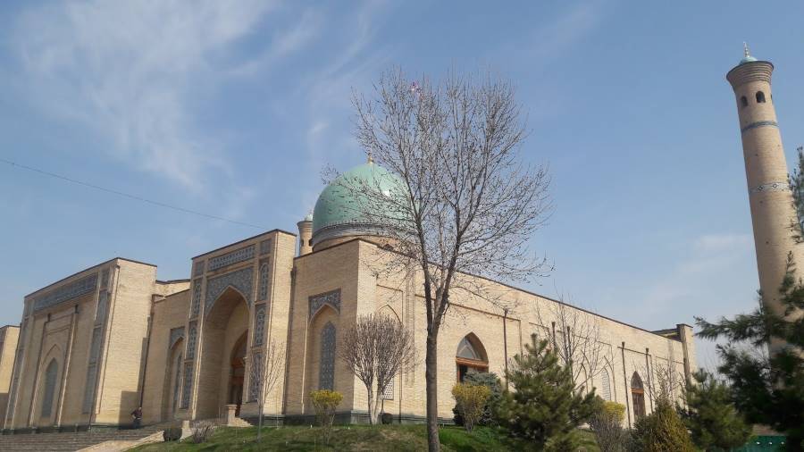 Tashkent_Moyie_Mubarek_Library_Museum_5