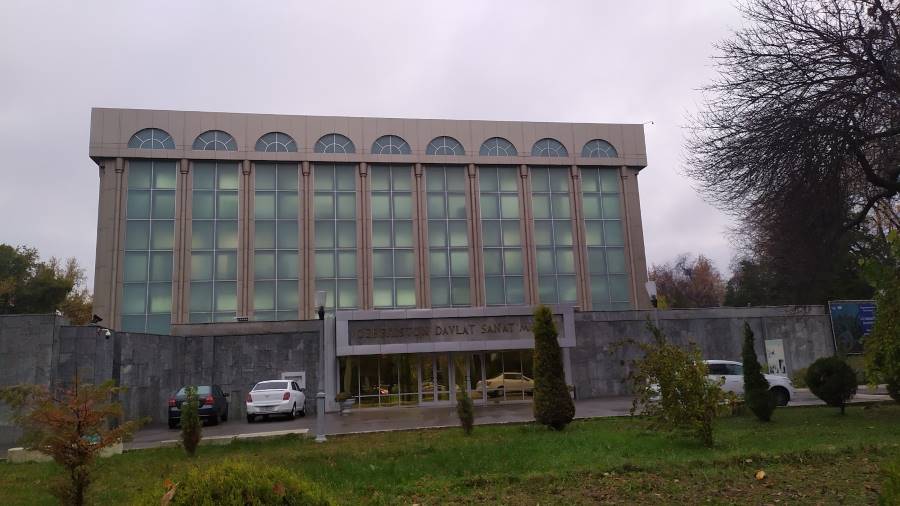 Tashkent_State_Museum_of_Arts_2
