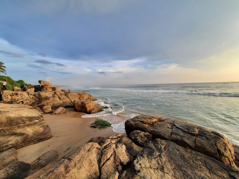 Thiruvananthapuram_Aazhimala_Beach_2