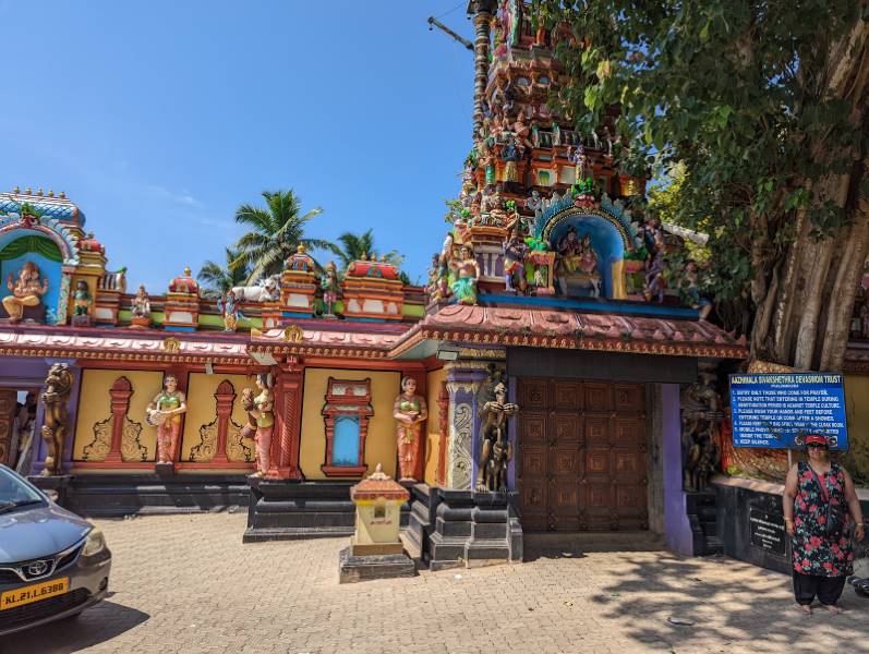 Thiruvananthapuram_Aazhimala_Siva_Temple_9