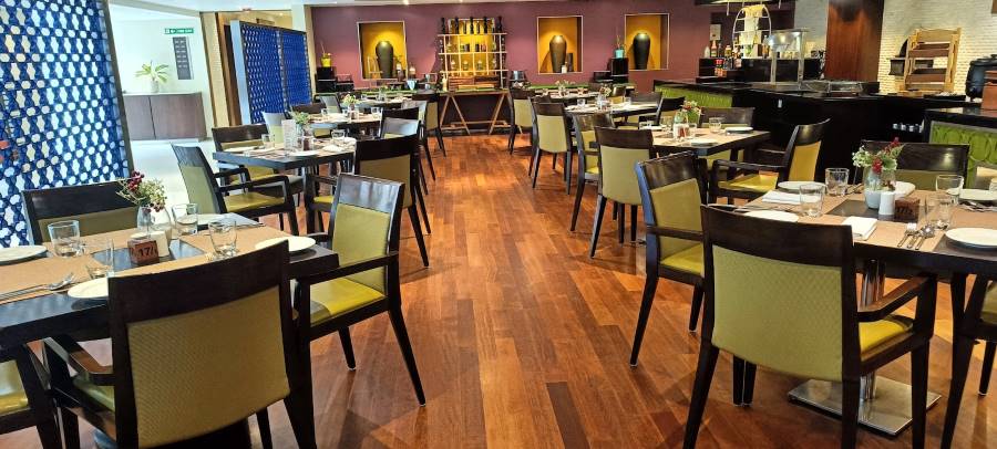 Thiruvananthapuram_Garden_Grille_Restaurant_3