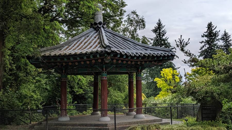 Vancouver_VanDusen_Botanical_Garden_10