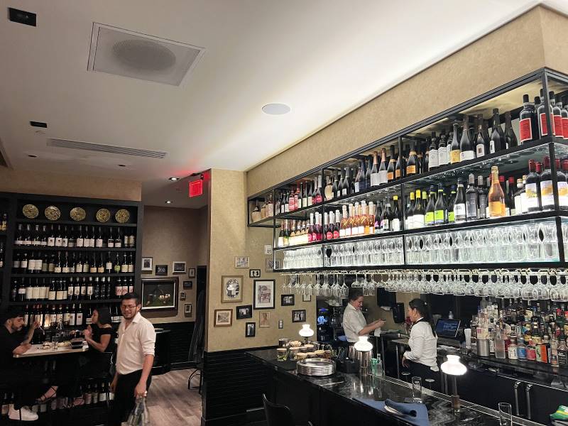 Washington_DC_Caruso_s_Grocery_2