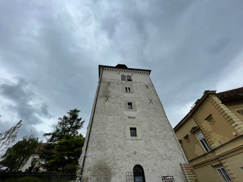 Zagreb_Lotrscak_Tower_1
