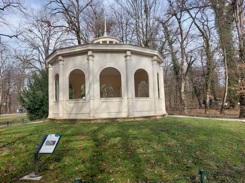 Zagreb_Maksimir_Park_and_City_Zoo_8