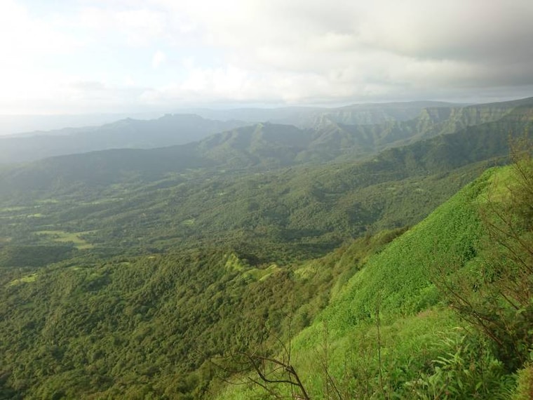 Amboli_Madhavgad_Fort_3
