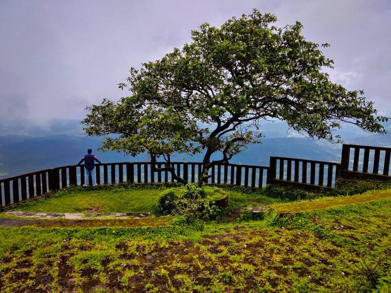 Amboli_Madhavgad_Fort_4