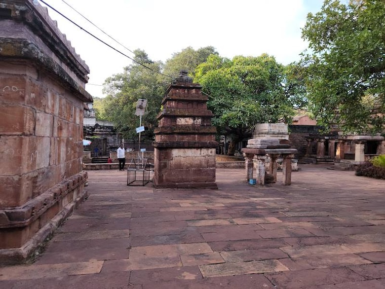 Badami_Mahakuta_Temples_1