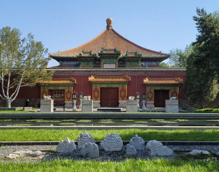 Beijing_Beihai_Park_4