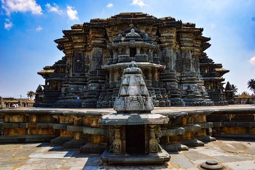 Belur_Shri_Chennakeshava_Swami_Temple_2