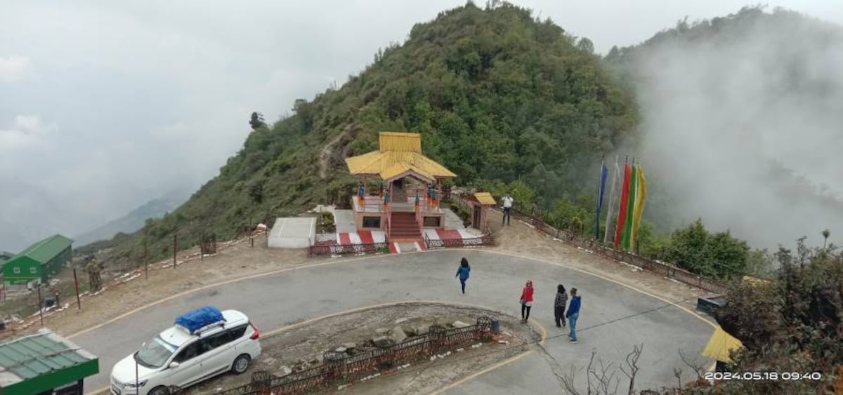 Bomdila_Bomdila_War_Memorial_8