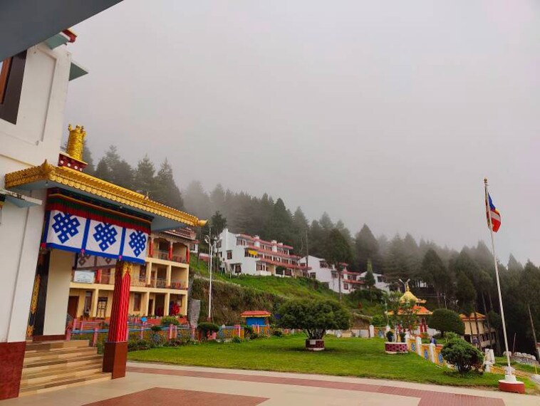 Bomdila_Lhagyala_Monastery_2