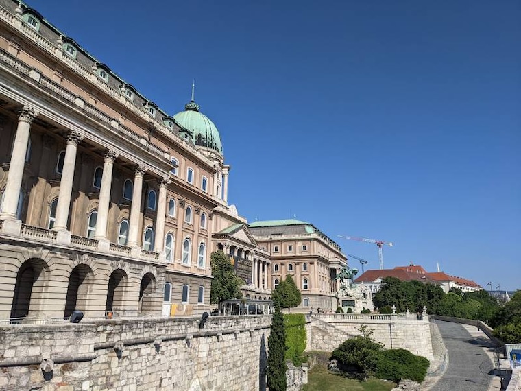Budapest_Buda_Castle_3