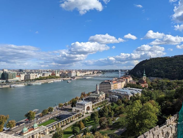 Budapest_Buda_Castle_4