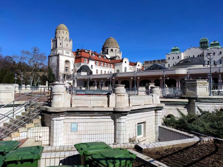 Budapest_Gellert_Bath_9