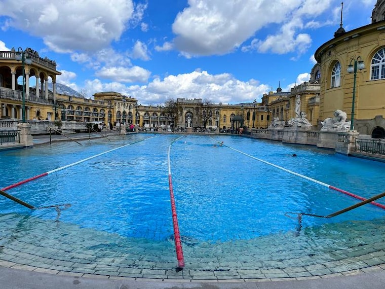 Budapest_Thermal_Baths_1