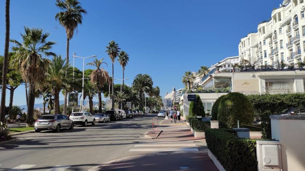 Cannes_La_Croisette_3