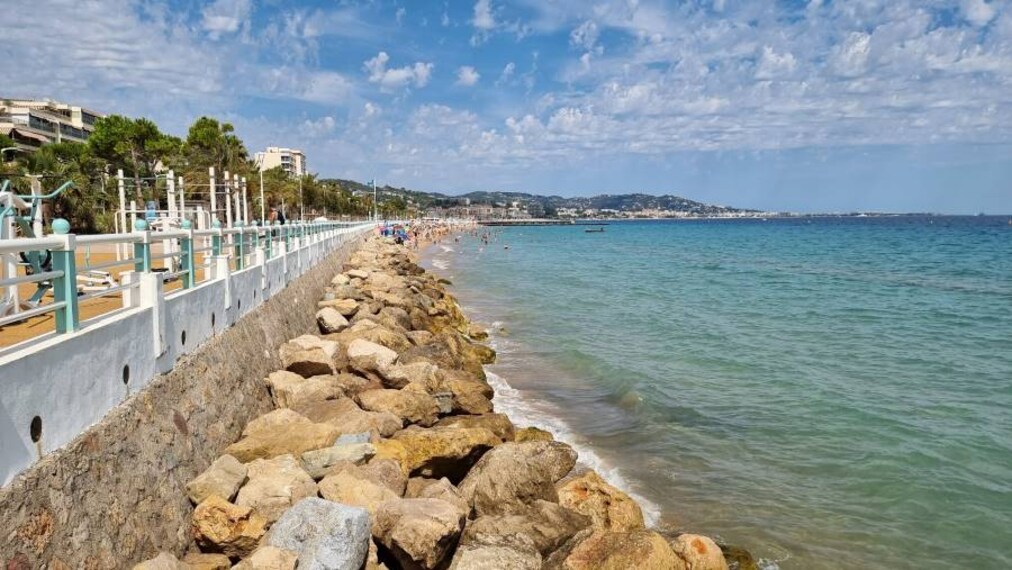 Cannes_Plage_de_la_Bocca_1