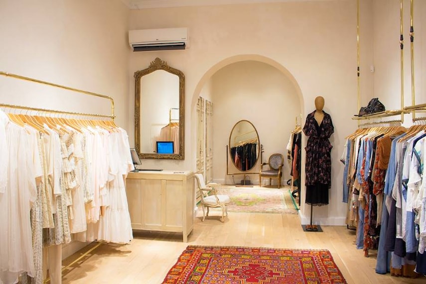 Cannes_Shopping_on_Rue_d_Antibes_10