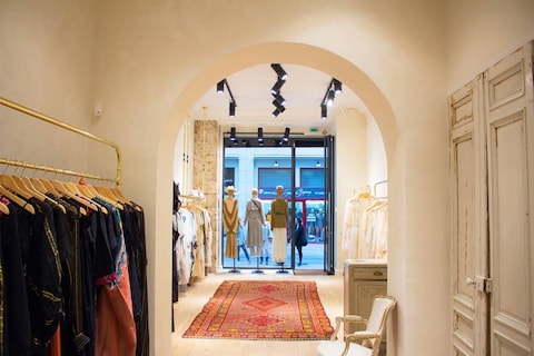 Shopping on Rue d Antibes