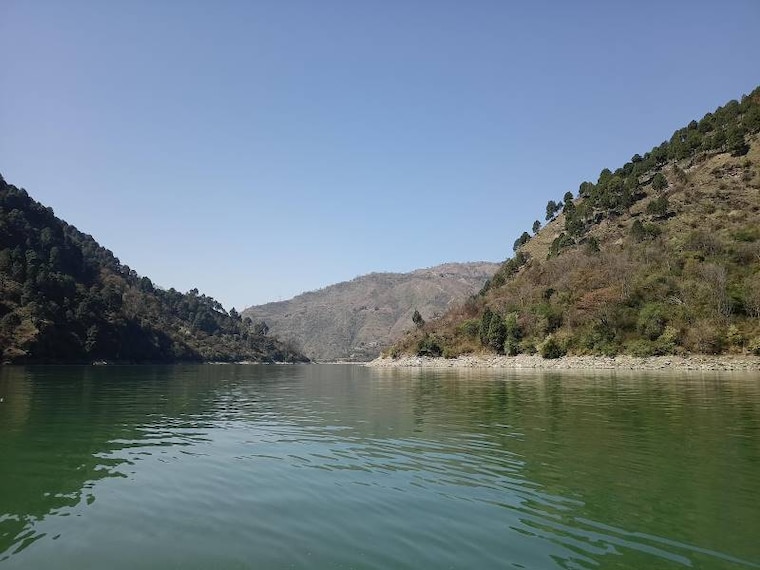 Chamba_Chamera_Lake_Chamba_2