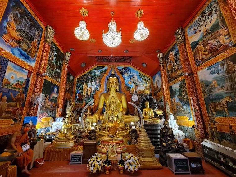 Chiang_Mai_Wat_Phra_That_Doi_Suthep_10