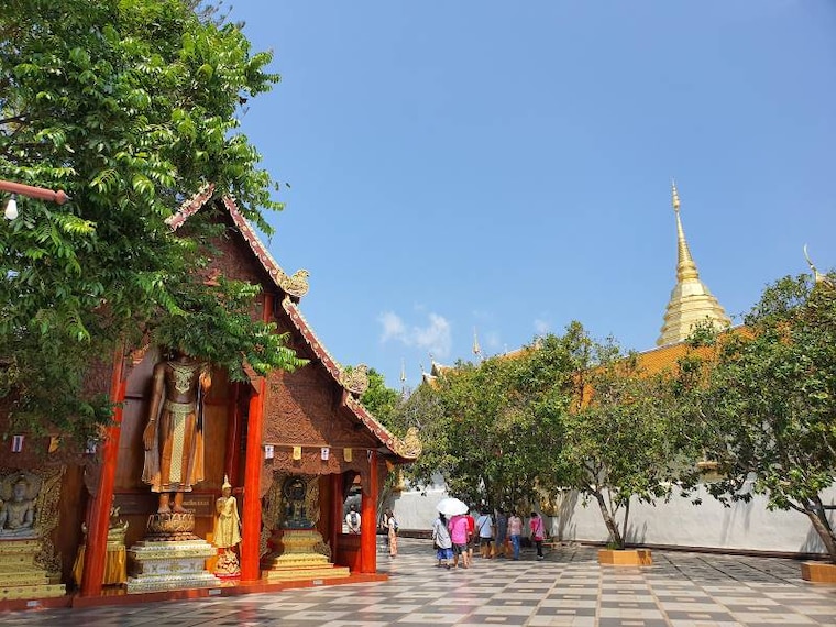 Chiang_Mai_Wat_Phra_That_Doi_Suthep_5