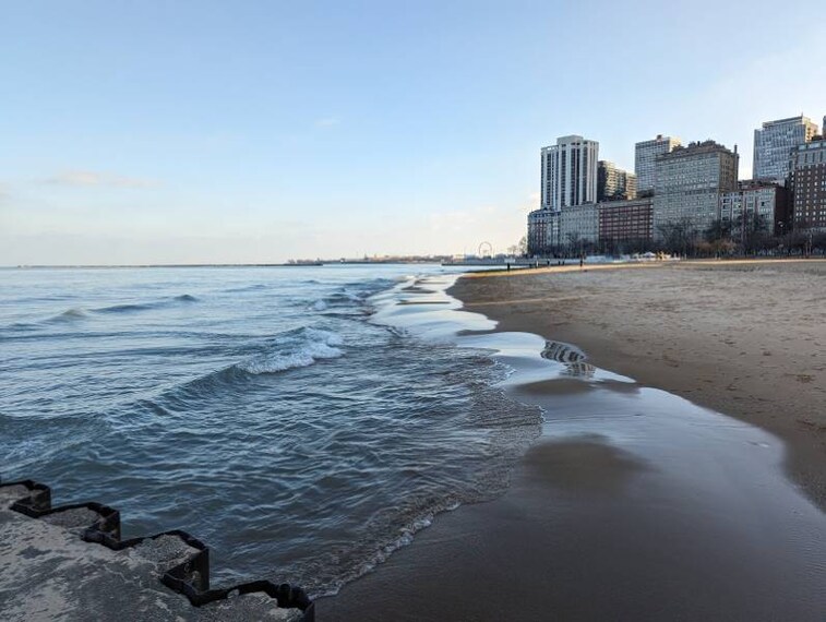 Chicago_Oak_Street_Beach_3