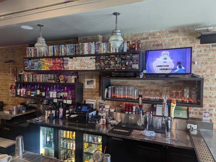 Chicago_The_Chicago_Diner_5