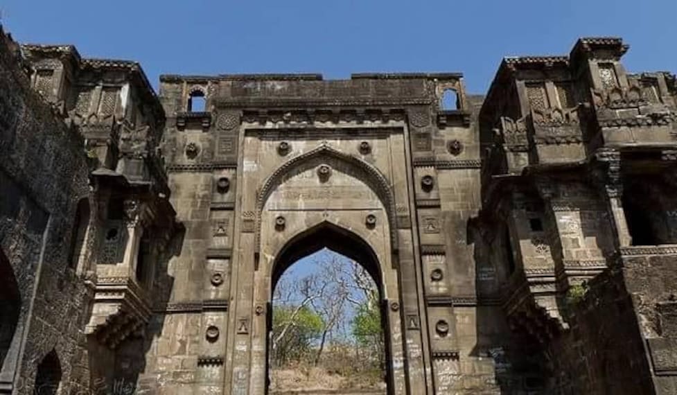 Chikhaldara_Gwaligarh_Fort_3