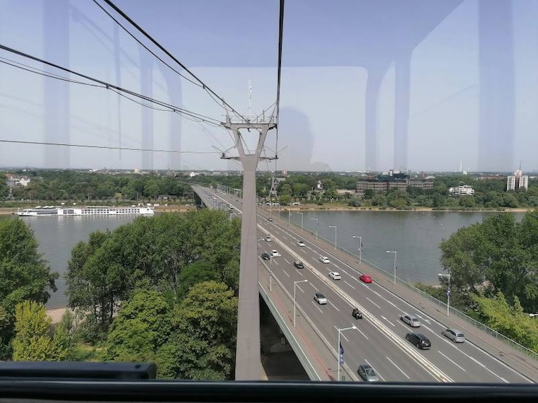 Cologne_Cologne_Cable_Car_3