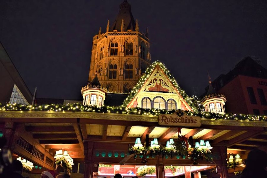 Cologne_Old_Market_3