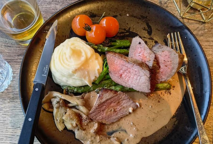 Copenhagen_Maple_Casual_Dining_3