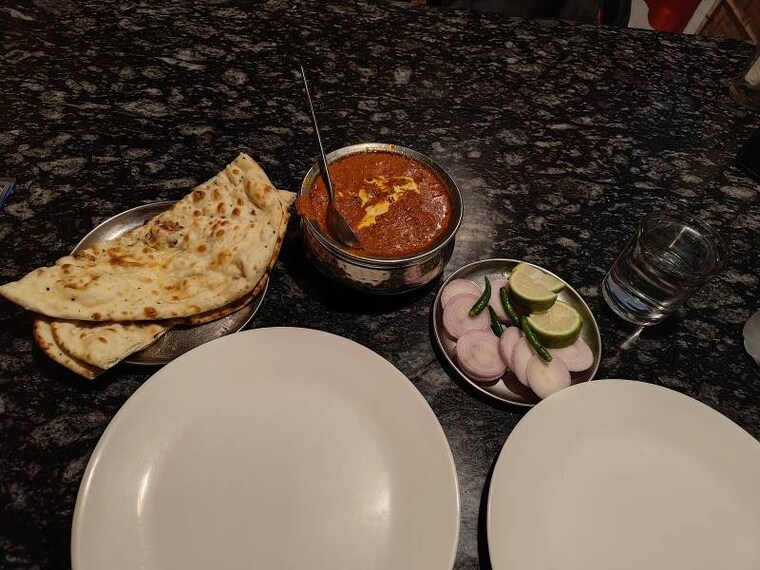 Dibrugarh_Gulmohar_Restaurant_4