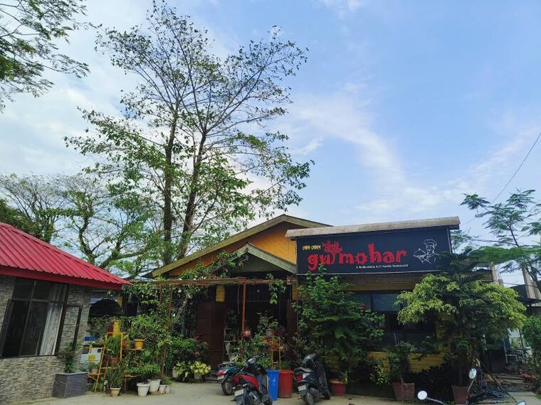 Dibrugarh_Gulmohar_Restaurant_6