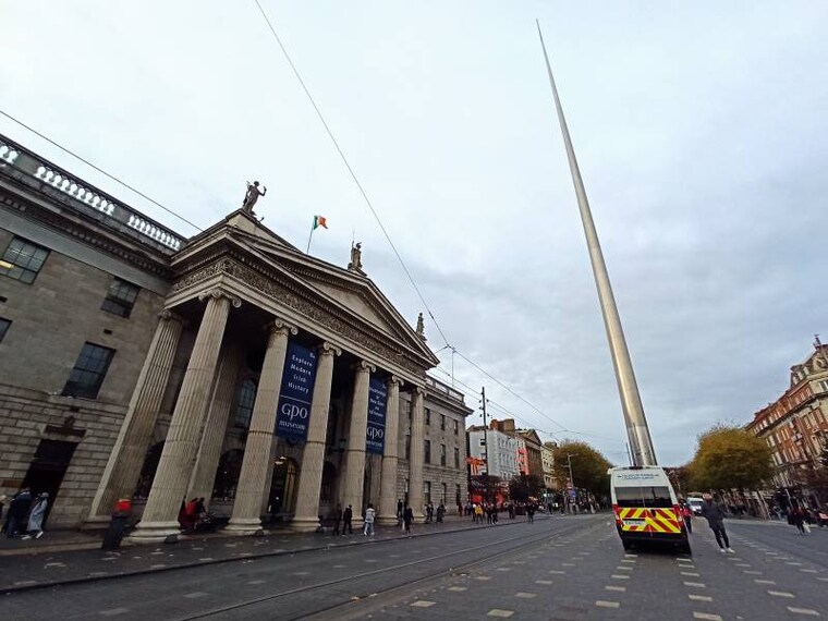 Dublin_General_Post_Office_6