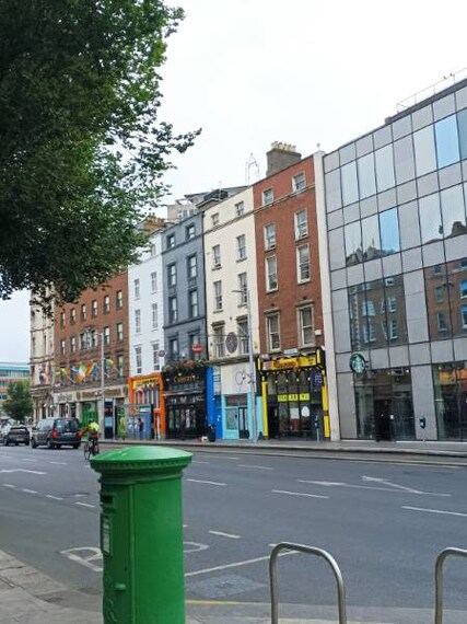 Dublin_Grafton_Street_7