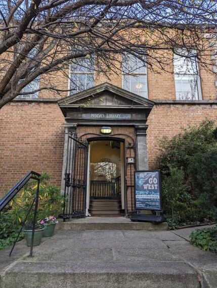 Dublin_Marshs_Library_3