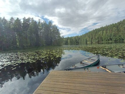Canoeing in Nuuksio-Lake Kattilajarvi