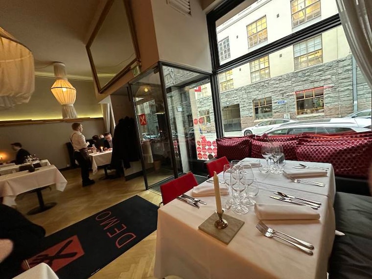 Helsinki_Restaurant_Demo_8